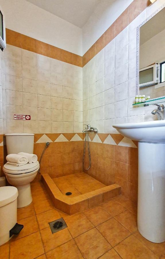 Villa Maria Сарти Экстерьер фото